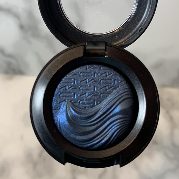 Lunar Extra Dimension Eyeshadow Collection MAC - Picture 6 of 15